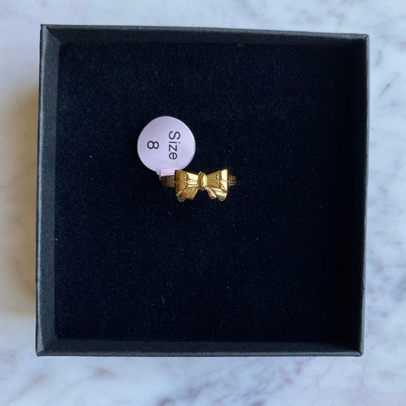 Rachel Zoe NWT Gold Bow ring Size 8 - Picture 2 of 5